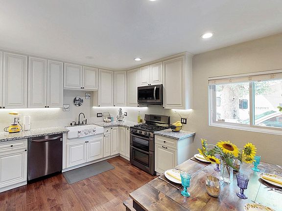4th image of 7564 Orange Dr
