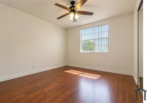 11938 NW 12th St — Photo 10