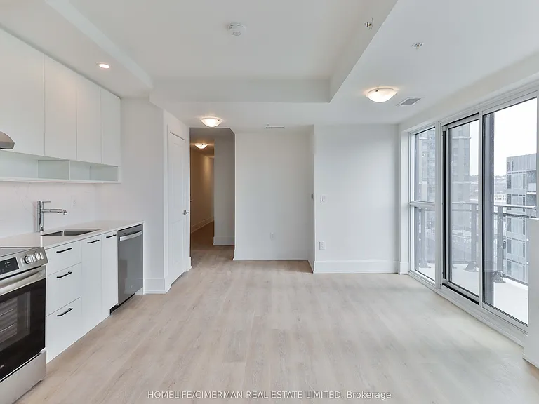 206 King St W #Penthouse 1 — Photo 11