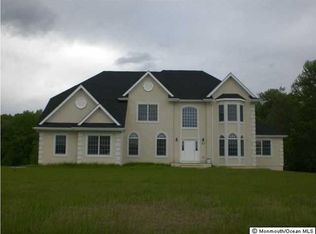 77 Lafayette Mills Rd #A, Manalapan, NJ 07726