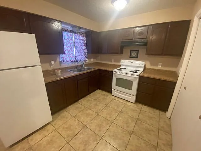 1111 Camino Del Llano — Photo 6
