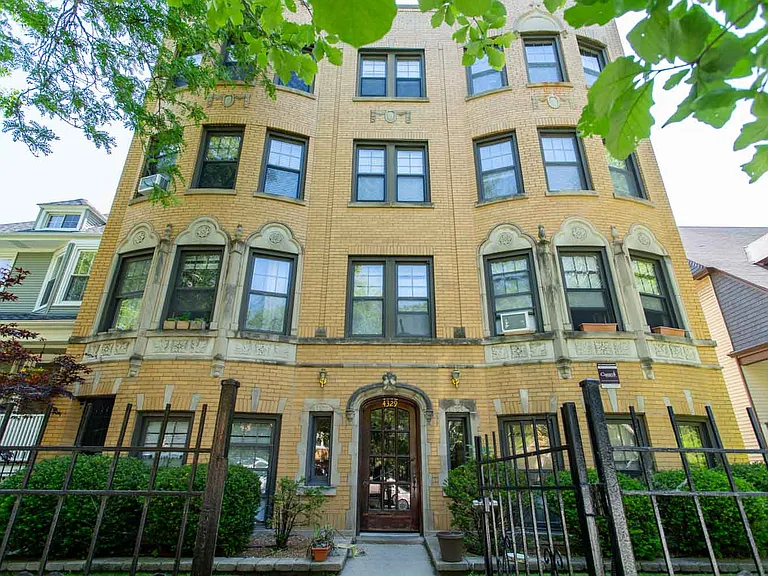 4325-29 N. Hermitage — Photo 2
