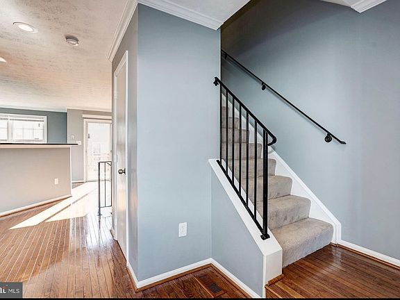 4th image of 6955 Aquamarine Ct