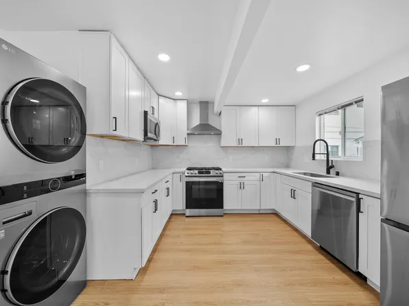 3033 Oliphant St, San Diego, CA 92106