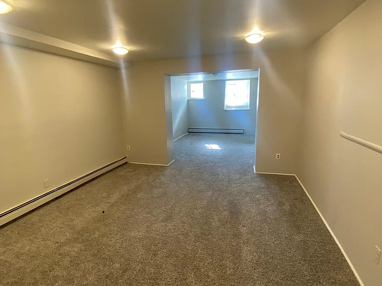 1437 N High St #1 — Photo 12