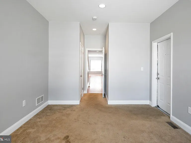 1940 N Gratz St #1 — Photo 21