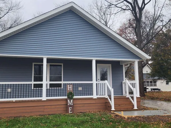 523 N State St, Sullivan, IN 47882