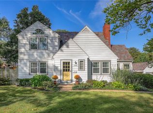 7144 Springfield St, Prairie Village, KS 66208