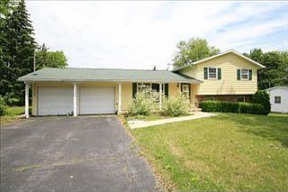 1st image of 105 Chapel Hill Dr
