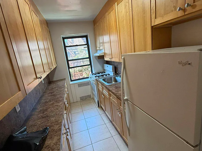 67-40 Yellowstone Blvd #2E — Photo 4