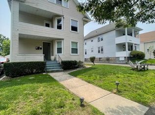 25 Clovelly Rd #1, Stamford, CT 06902