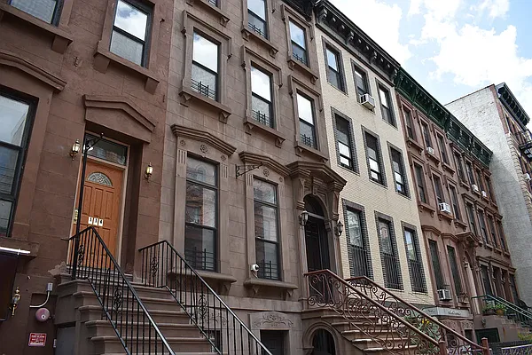 Rented by Compass | media 6