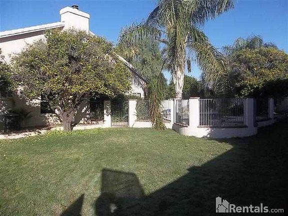 3rd image of 4452 E Encanto Cir