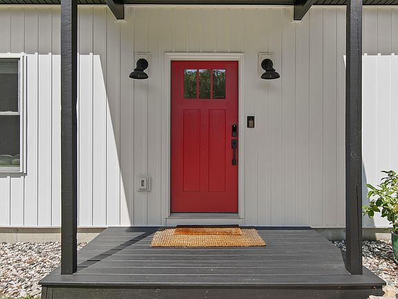 4th image of 131 State Park Road
