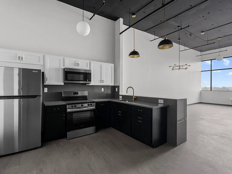 480 Myrtle Street — Photo 34