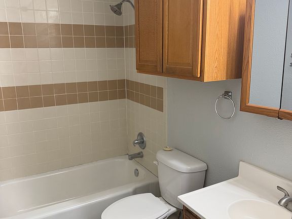 4th image of 5225 Floyd Ave