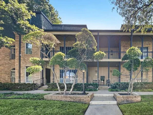 4312 Bellaire Dr S APT 225, Fort Worth, TX 76109