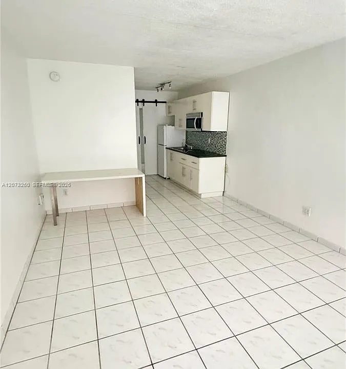 1234 Euclid Ave #4