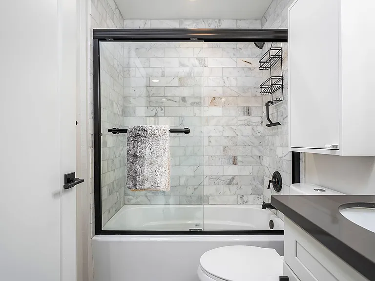 4373 Cleveland Ave #B — Photo 41