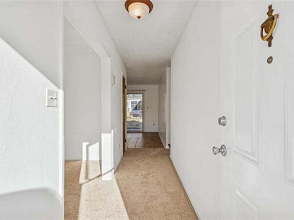 5th image of 41 Ivy Farms Rd