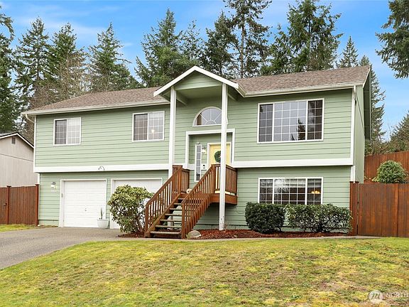 2nd image of 3039 SE Grovewood Street