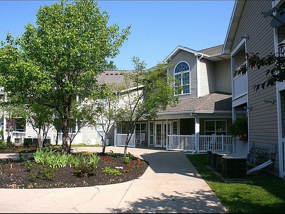 3rd image of 2250 N French Rd #151