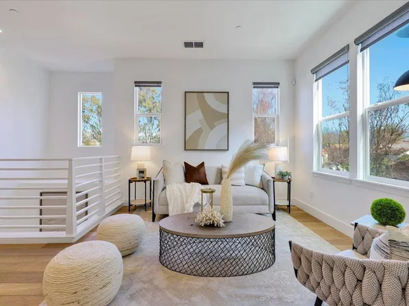 2423 Stearman Ln Unit 7, San Jose, CA 95132