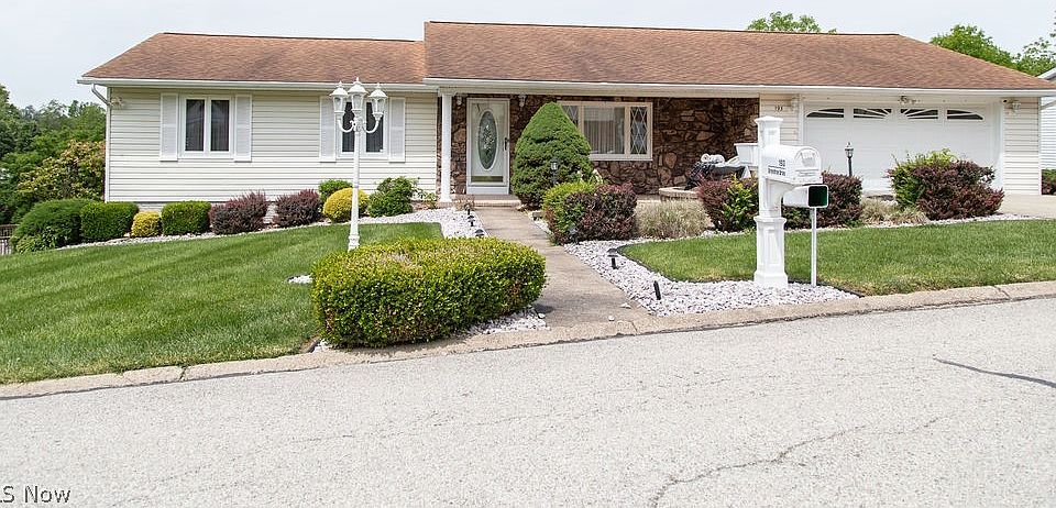 1st image of 193 Greentree Dr