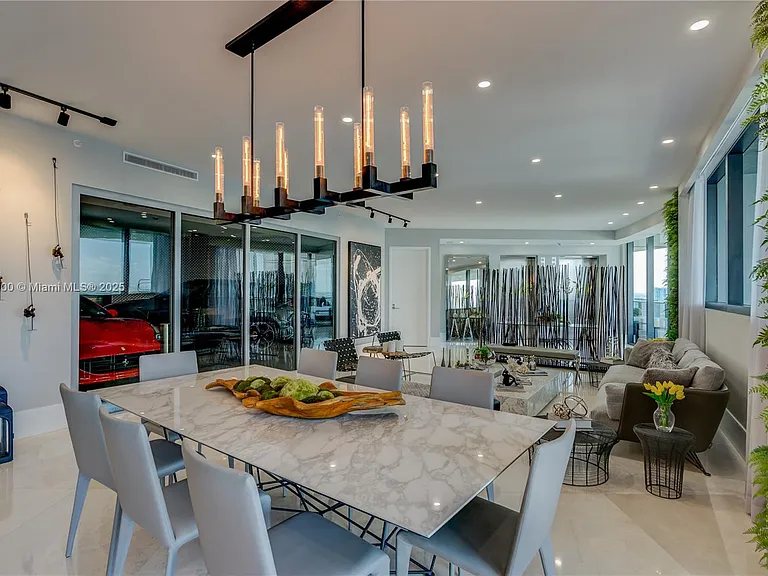 18555 Collins Ave #2403 — Photo 5