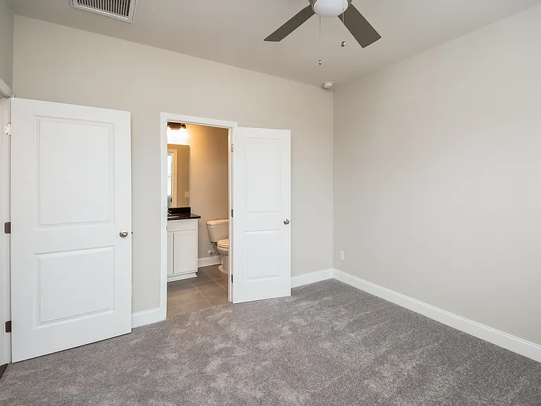 1184 Warrens Way — Photo 7
