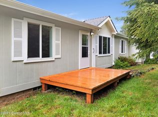 1043 NE 14th Ave, Rockaway Beach, OR 97136