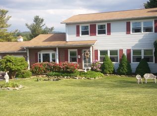 301 Lanafield Dr, Boonsboro, MD 21713