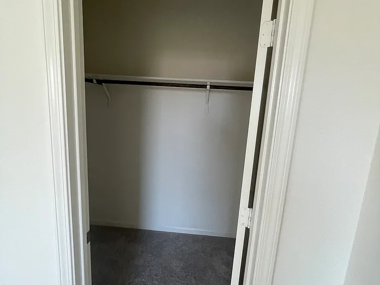 111 Connecticut Ct — Photo 19