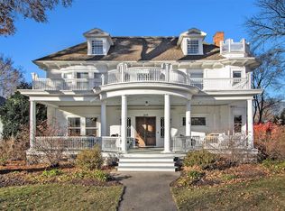 208 W Prospect St, Marshall, MI 49068