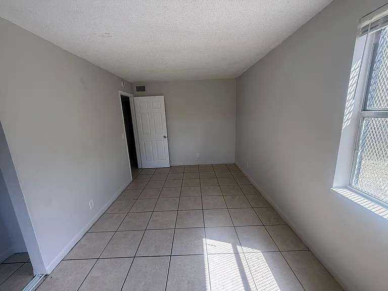 3375 Avenue J #1 — Photo 10