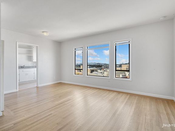 3rd image of 82 Terra Vista Ave #80-14