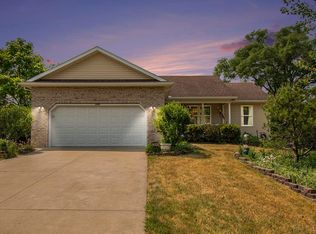 23595 Williams Ln, Elkhart, IN 46516