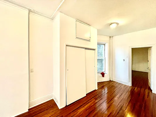 Rented by Pear NYC LLC | media 56