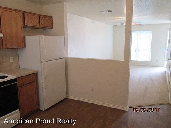 5th image of 4003 Madison Dr APT D