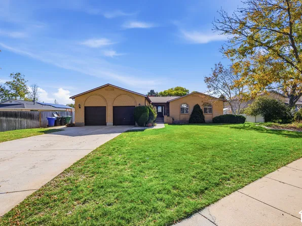 3849 W Bingham Creek Dr S, West Jordan, UT 84088