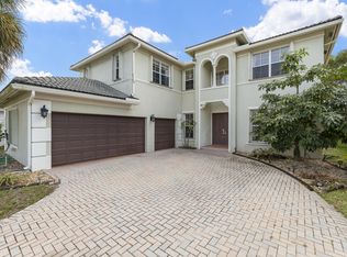 166 Bella Vista Way, Royal Palm Beach, FL 33411