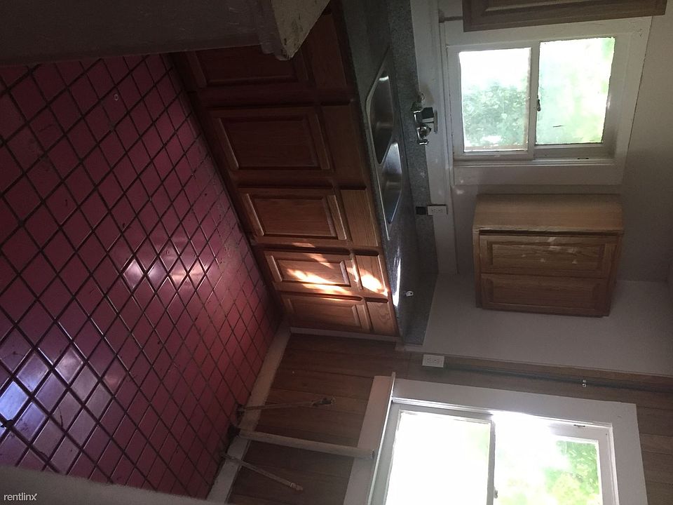 2nd image of 2413 N 22nd St