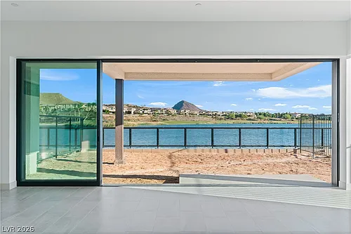 66 Lakefront Dr Photo 1