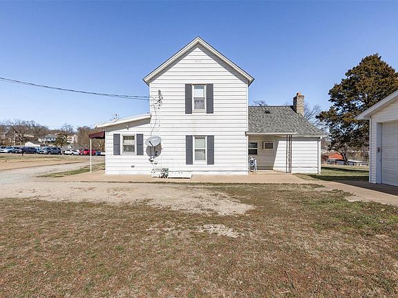 5th image of 317 W Fite St