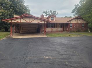 800 Sasha Ln, Tahlequah, OK 74464