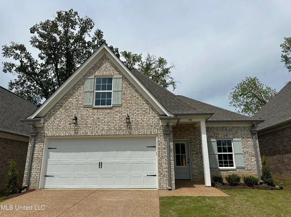 308 Flower Garden Dr, Southaven, MS 38671