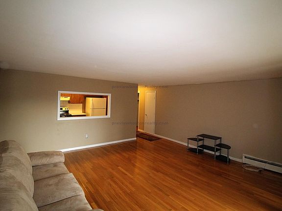 2nd image of 123 Tremont St #Ta