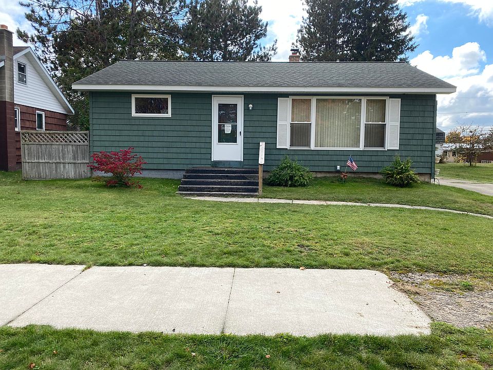 1st image of 403 W Avenue C
