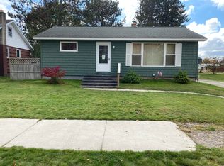 403 W Avenue C, Newberry, MI 49868