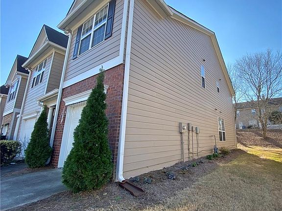 5th image of 175 Oak Green Dr